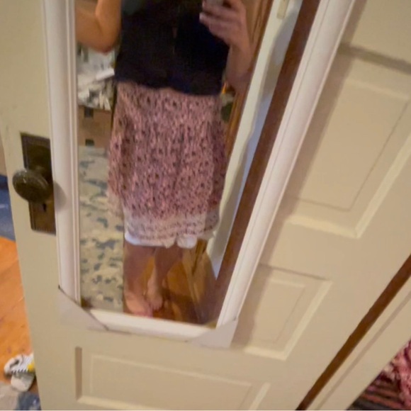 Vintage cottagecore pinup floral skirt M/L, donating 11/10 - Picture 8 of 10